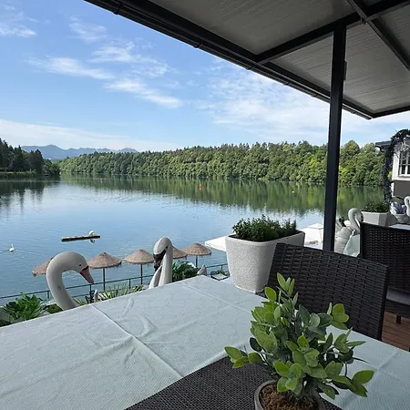 Zbilje Lakeside Apartment