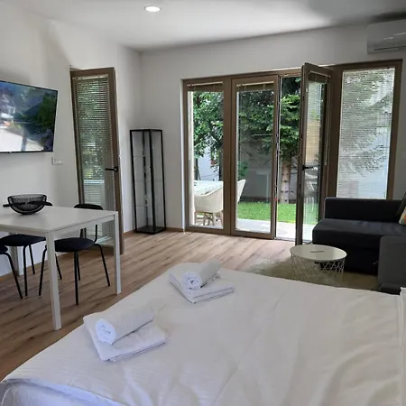 Zbilje Lakeside Apartment Medvode